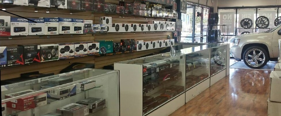 Car Video Products in Montclair