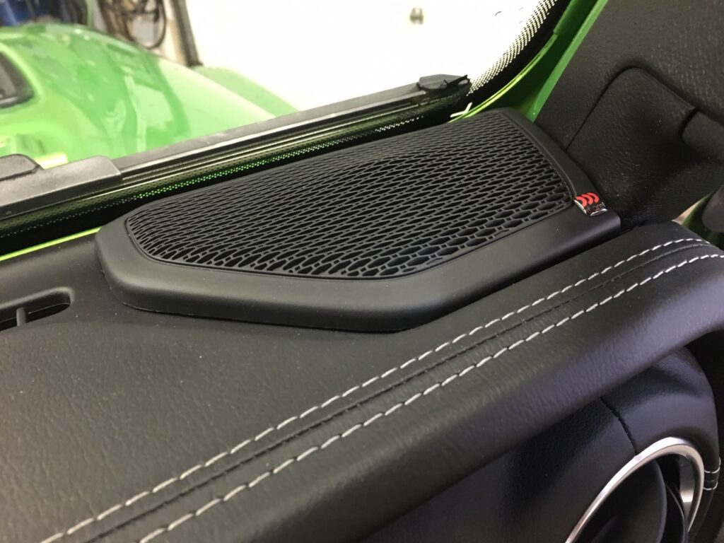 audio vision Jeep Wrangler JL Stereo Upgrade front dash speakers 2.5 inch tweeter location Audio Vision